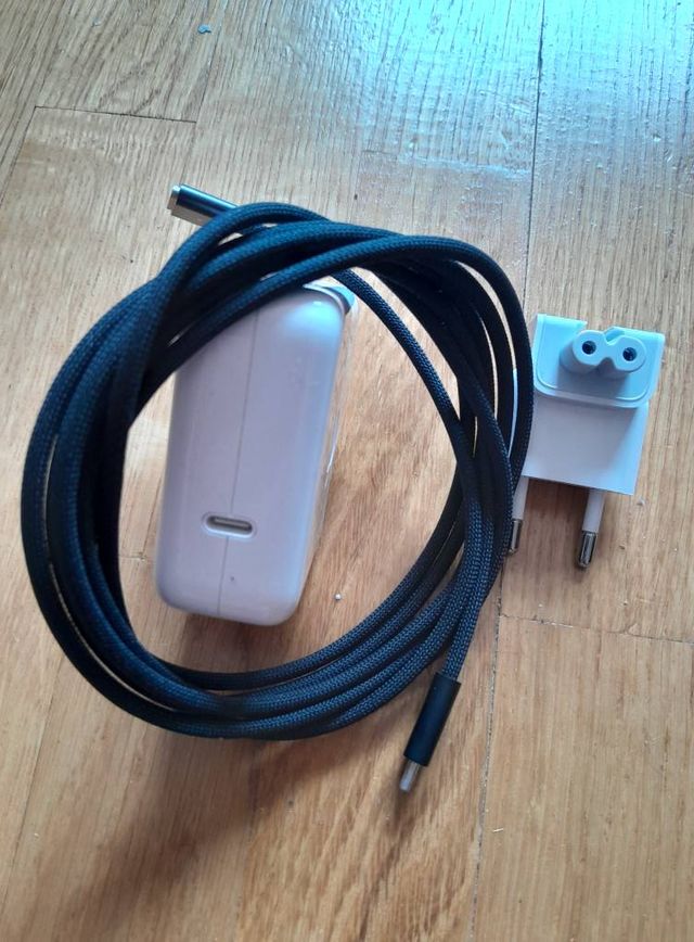 Cargador + Cable Apple MacBook Pro M4 Nuevo