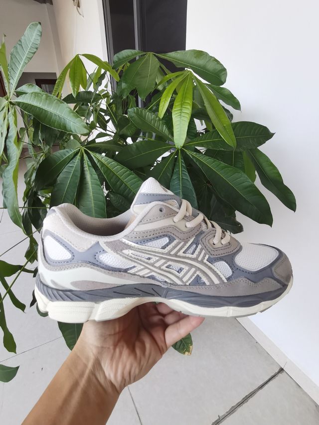 ASICS GEL-NYC Gris/Beige T.36-46