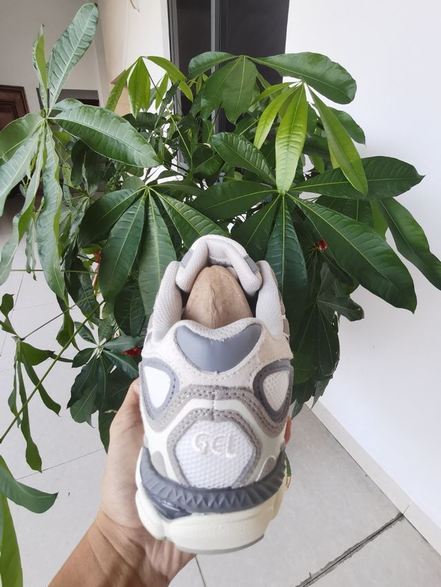 ASICS GEL-NYC Gris/Beige T.36-46