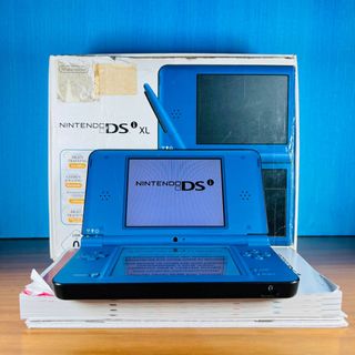 Nintendo DSi XL Blu con scatola e manuali