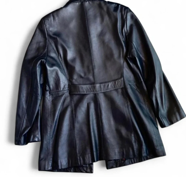 Chaqueta de cuero genuino Anne Klein