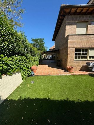 Casa pareada en alquiler en Golf - El Carralero en Majadahonda