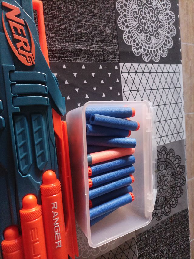 Pistola Nerf Ranger Elite con 50 balas