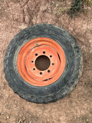 llanta bobcat, rueda