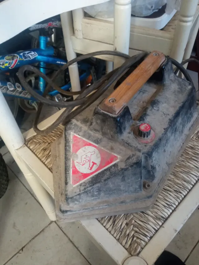 Niveladora  de azulejos