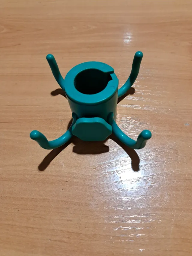 Appendino in plastica blu verde