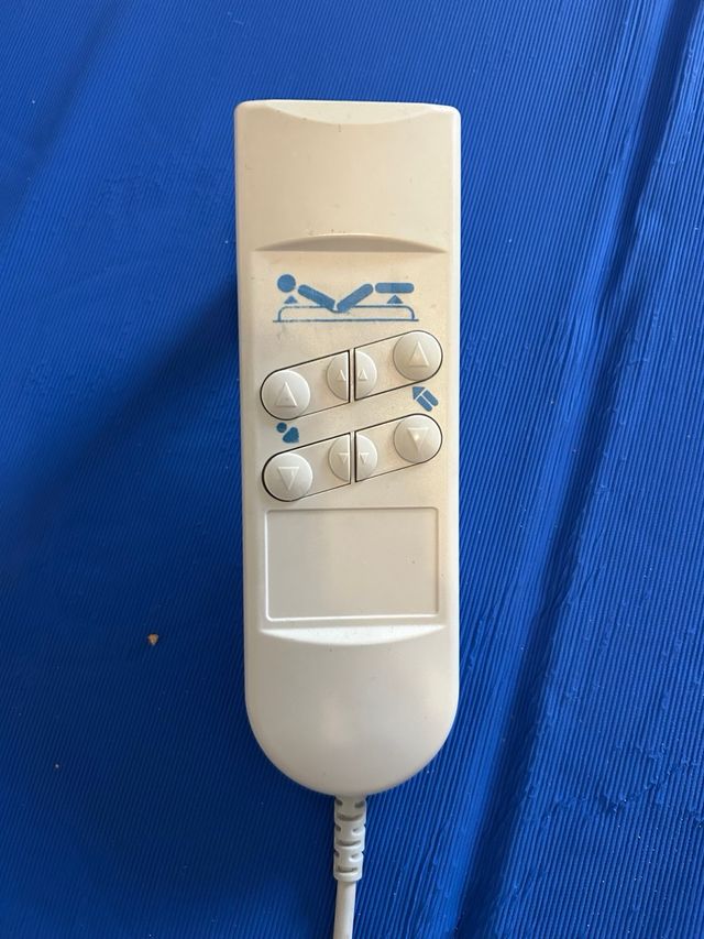 Cama articulada + colchón antiescaras