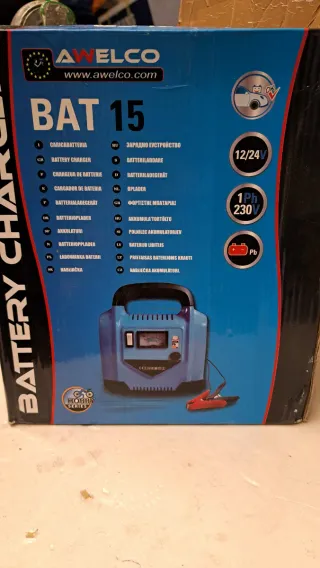 Cargador de batería para coche Awelco BAT 15