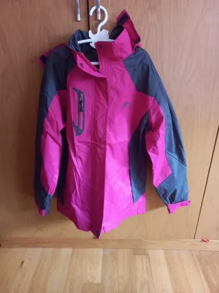 Abrigo de montaña rosa y gris