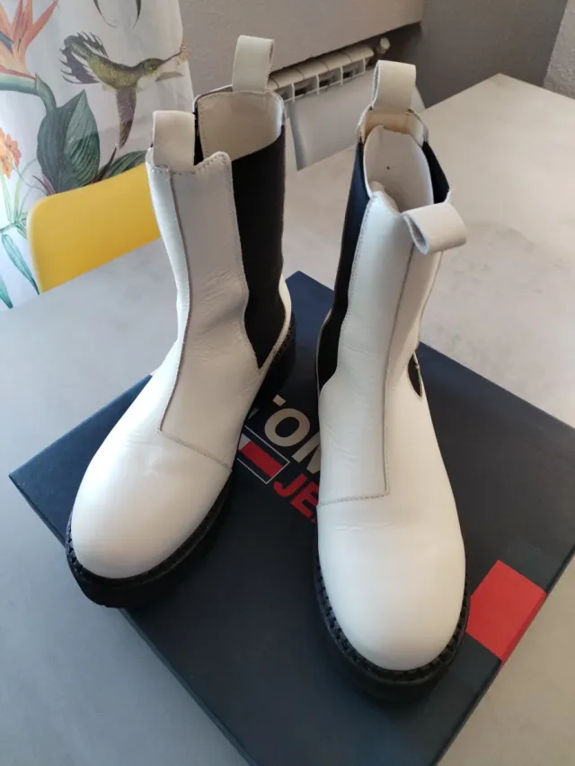 Botas de piel Chelsea Tommy Hilfiger Mujer Blancas