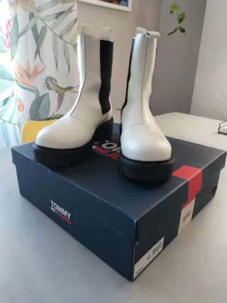 Botas de piel Chelsea Tommy Hilfiger Mujer Blancas