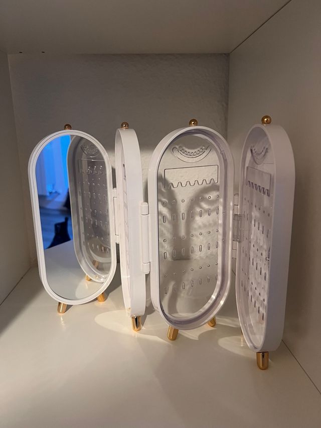 Joyero Plegable Blanco y Dorado