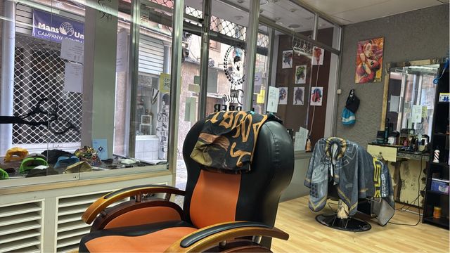 busco barbero ( H o M ) con experiencia 