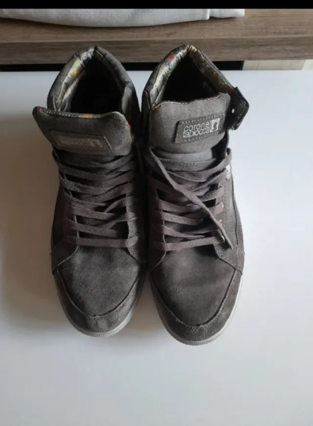 Botas Corone Tapioca Grises