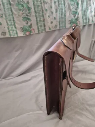 Maletín de cuero antiguo