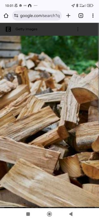 Venta de leña de carballo,servimos con camión grú