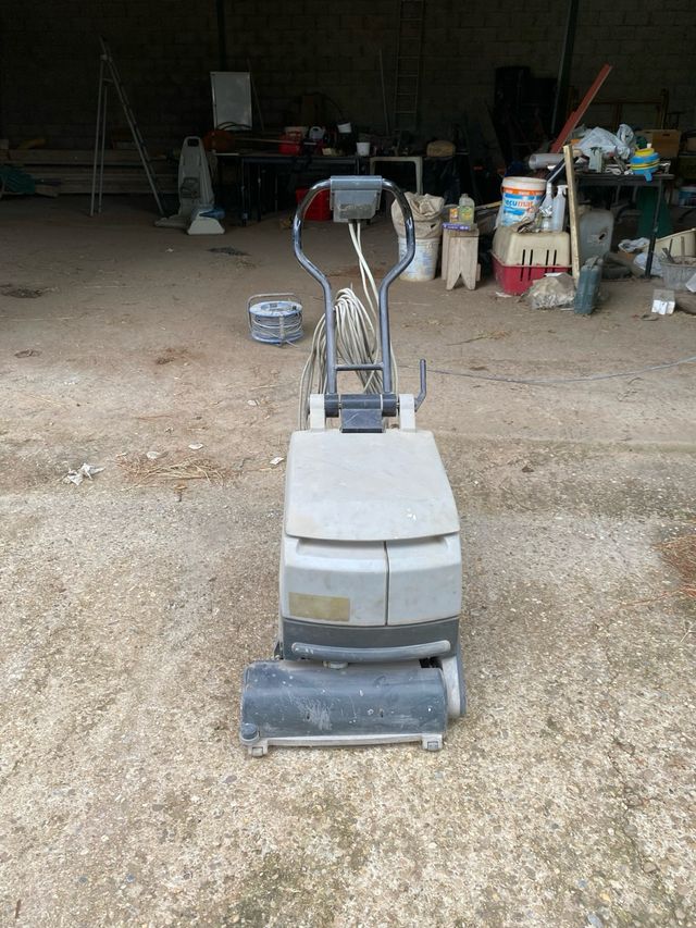 Nilfisk CA 340 Fregadora de Suelos