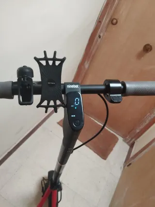 Patinete Eléctrico Ninebot Rojo