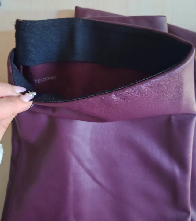 Pantaloni Tezenis felpati viola