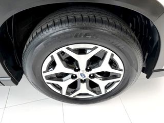 Subaru Forester 2.0i Hybrid CVT Executive Plus