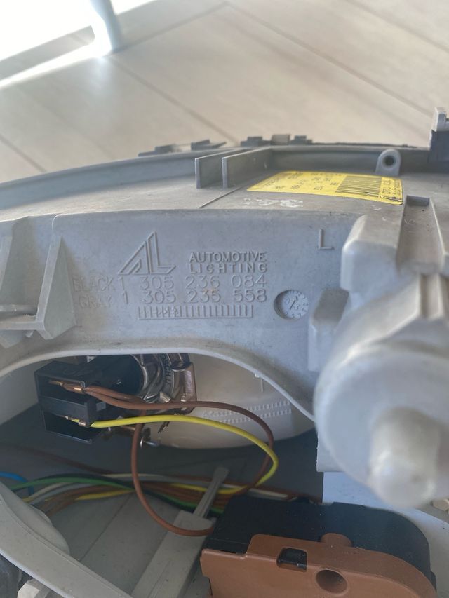 Faro anteriore SX Alfa Romeo 147 originale