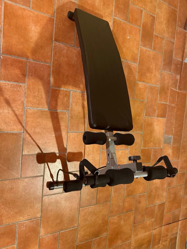 Banco de ejercicios abdominales