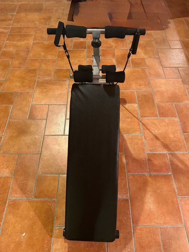 Banco de ejercicios abdominales