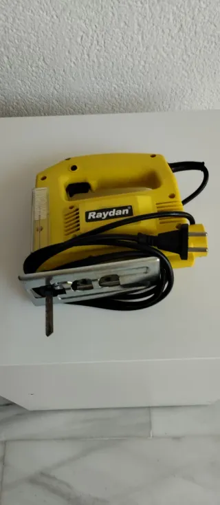 Sierra Caladora Raydan Amarilla