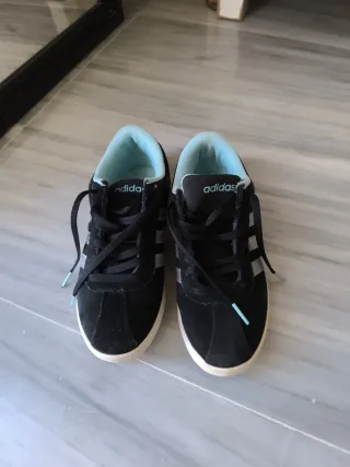 Adidas Neo Zapatillas Negras y Turquesa