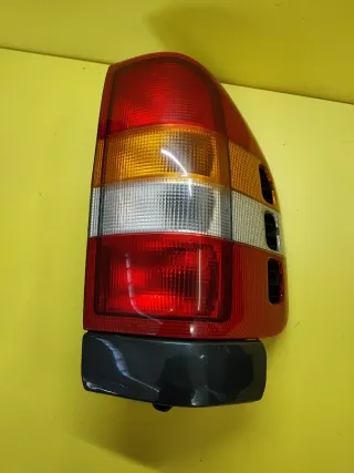 PILOTO TRASERO DERECHO OPEL FRONTERA B