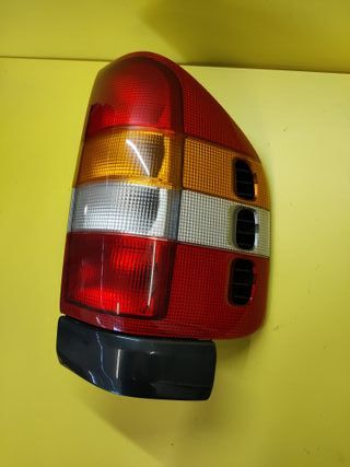 PILOTO TRASERO DERECHO OPEL FRONTERA B