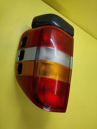 PILOTO TRASERO DERECHO OPEL FRONTERA B