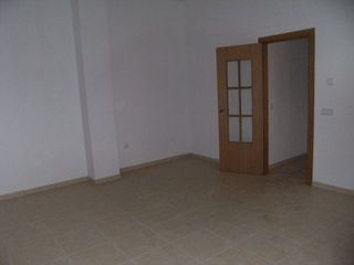 Piso en venta en Torreperogil