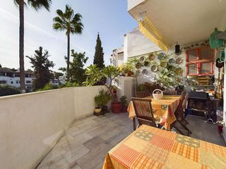 Piso en venta en Elviria en Marbella