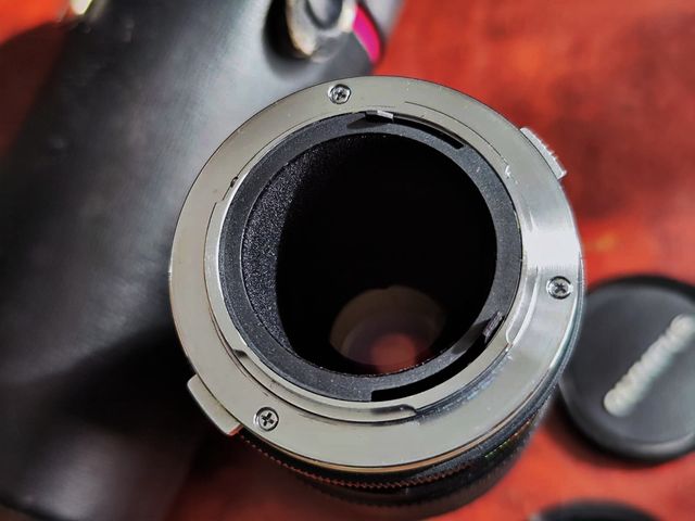 Olympus Zuiko 100-200mm OM Zoom Tele - Durable