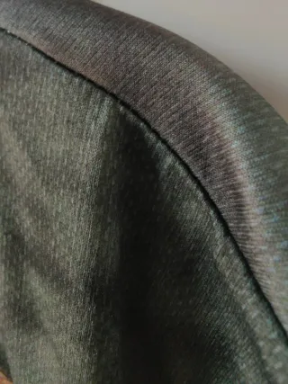 Camiseta León Rasta con gafas de sol