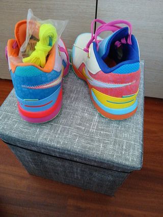 Nike LeBron taglia 39/40 Scarpe Basket