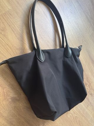 Bolso tote negro Pull and Bear