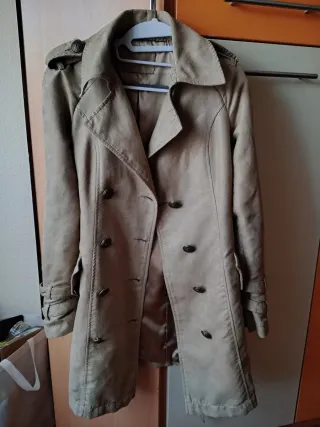 Abrigo/Gabardina antelina beige