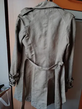 Abrigo/Gabardina antelina beige