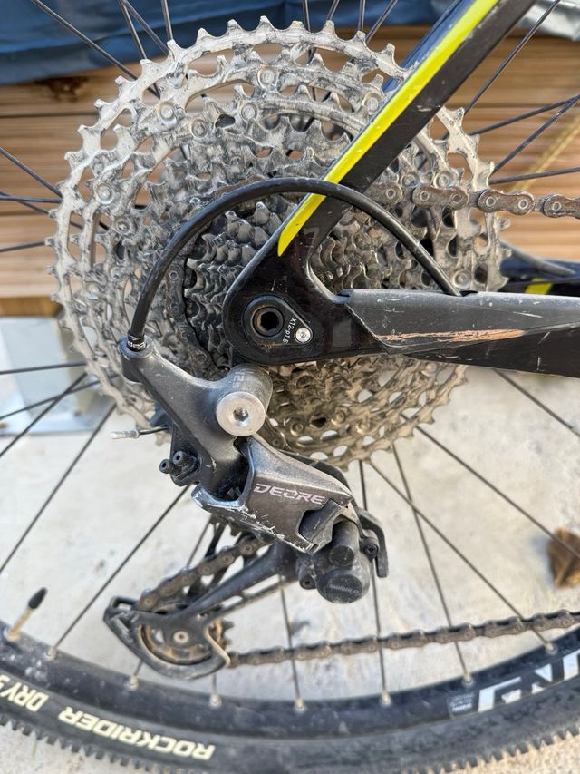 Bici de Montaña Scott (Modelo LECTOR) Carbono