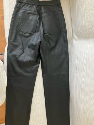 Pantalón de cuero Toni Mir negro.