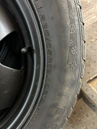 Llantas 17 Multivan T5-T6 + neumáticos M+S