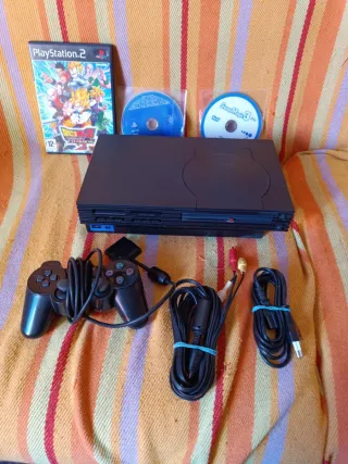 PlayStation 2 FAT Negra + Juegos y Accesorios