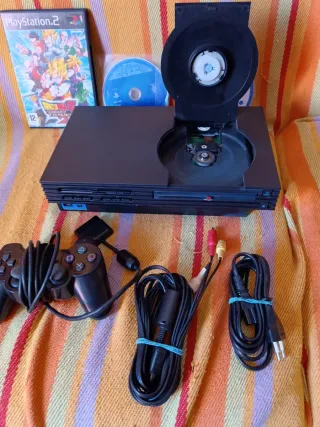 PlayStation 2 FAT Negra + Juegos y Accesorios