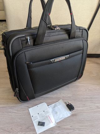 Maletín Samsonite PRO-DLX 5 con ruedas