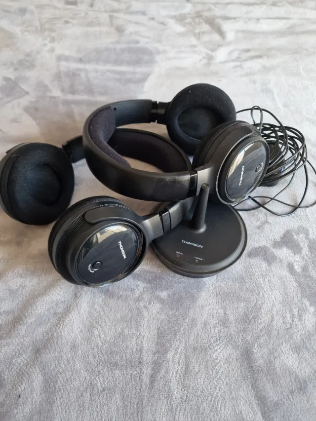 Auriculares Thomson Inalámbricos Negros