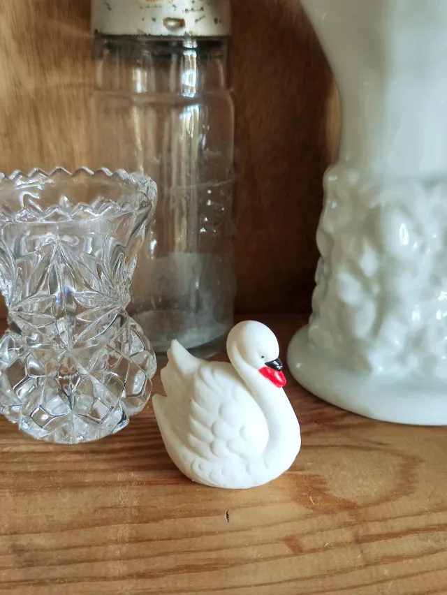 Pequeño cisne de porcelana Goebel