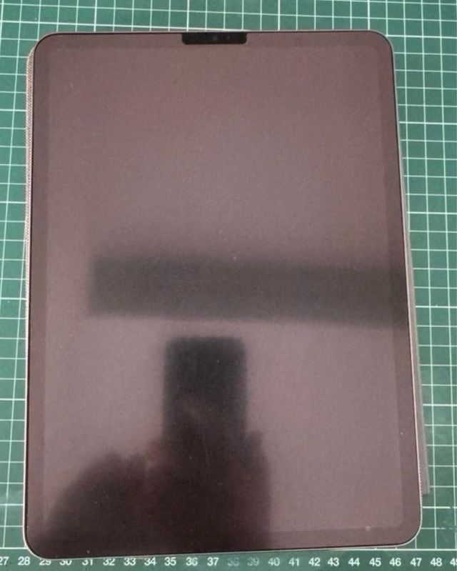 iPad Pro 11 + Logitech Combo Touch