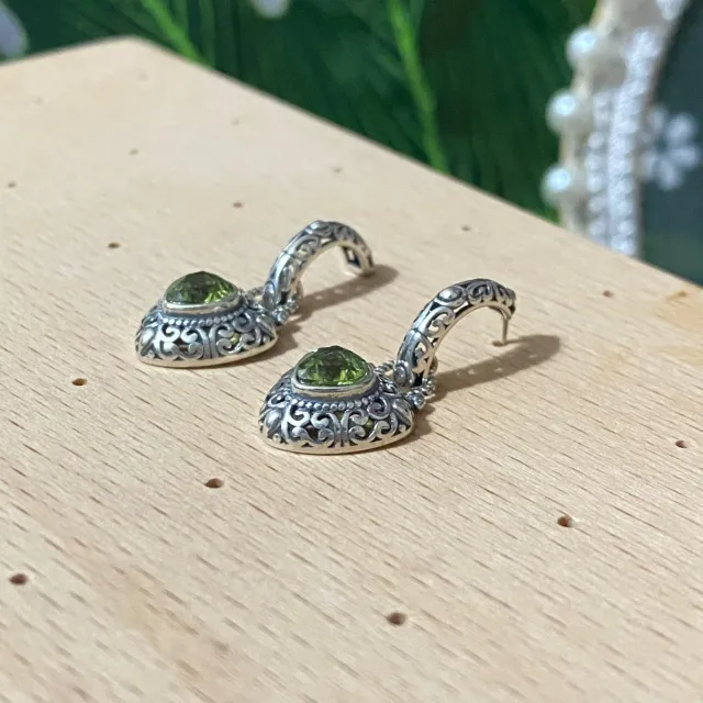 Pendientes Corazón Peridoto natural